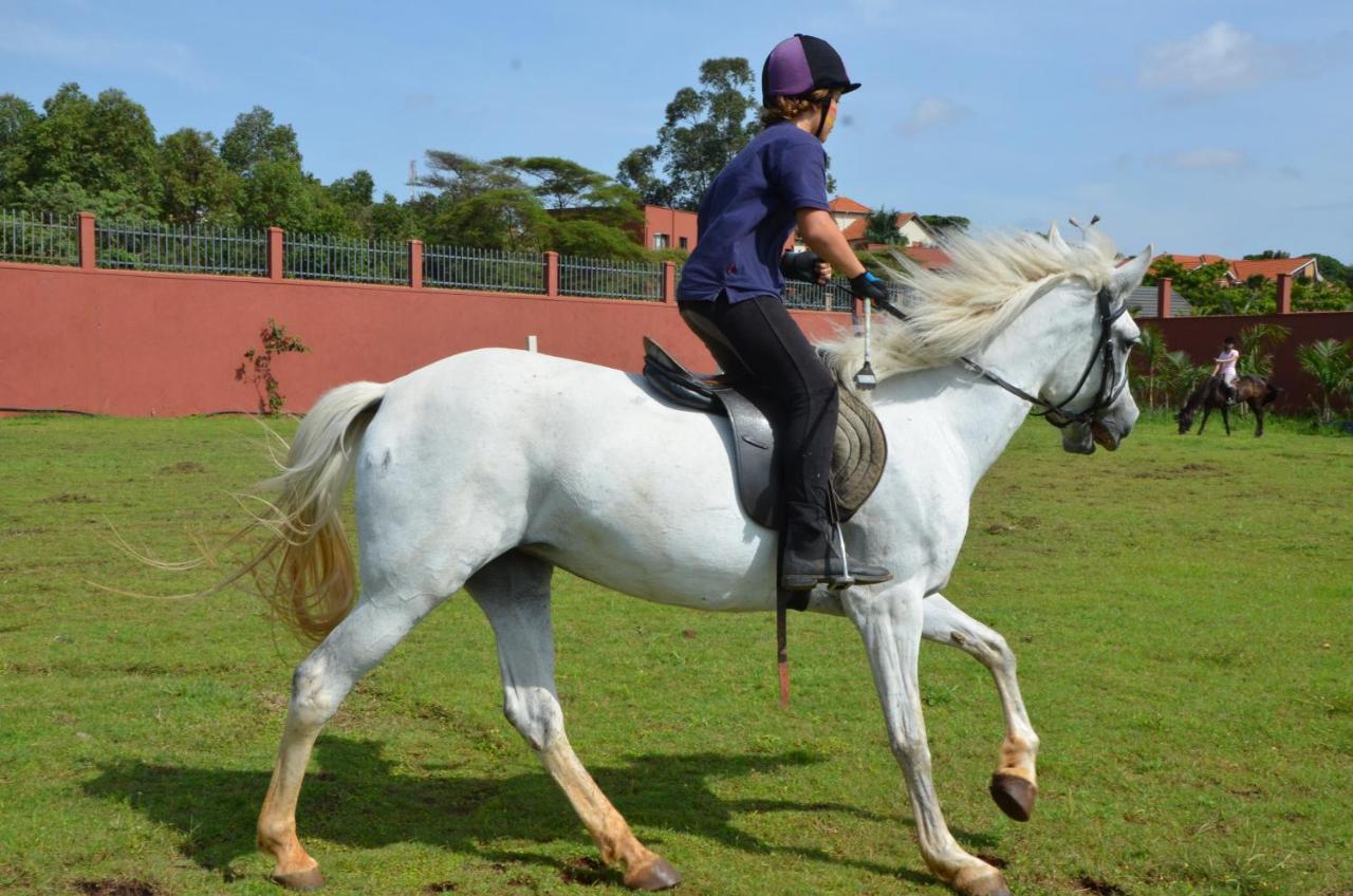 Munyonyo Commonwealth Resort Kampala Eksteriør bilde